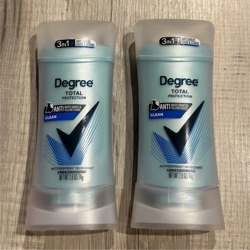 Degree Total Protection Clean Stick Antiperspirant 3-in-1 2.6oz